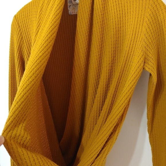 ANTHROPOLOGIE Akemi + Kin Woodruff Waffle Knit Wrap Top - Picture 12 of 15